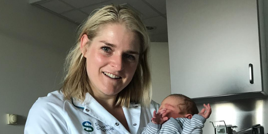 lotte-goesinne-accountmanager-nederland-healthz-zorgprofessionals Lotte Goesinne accountmanager Nederland Healthz Zorgprofessionals